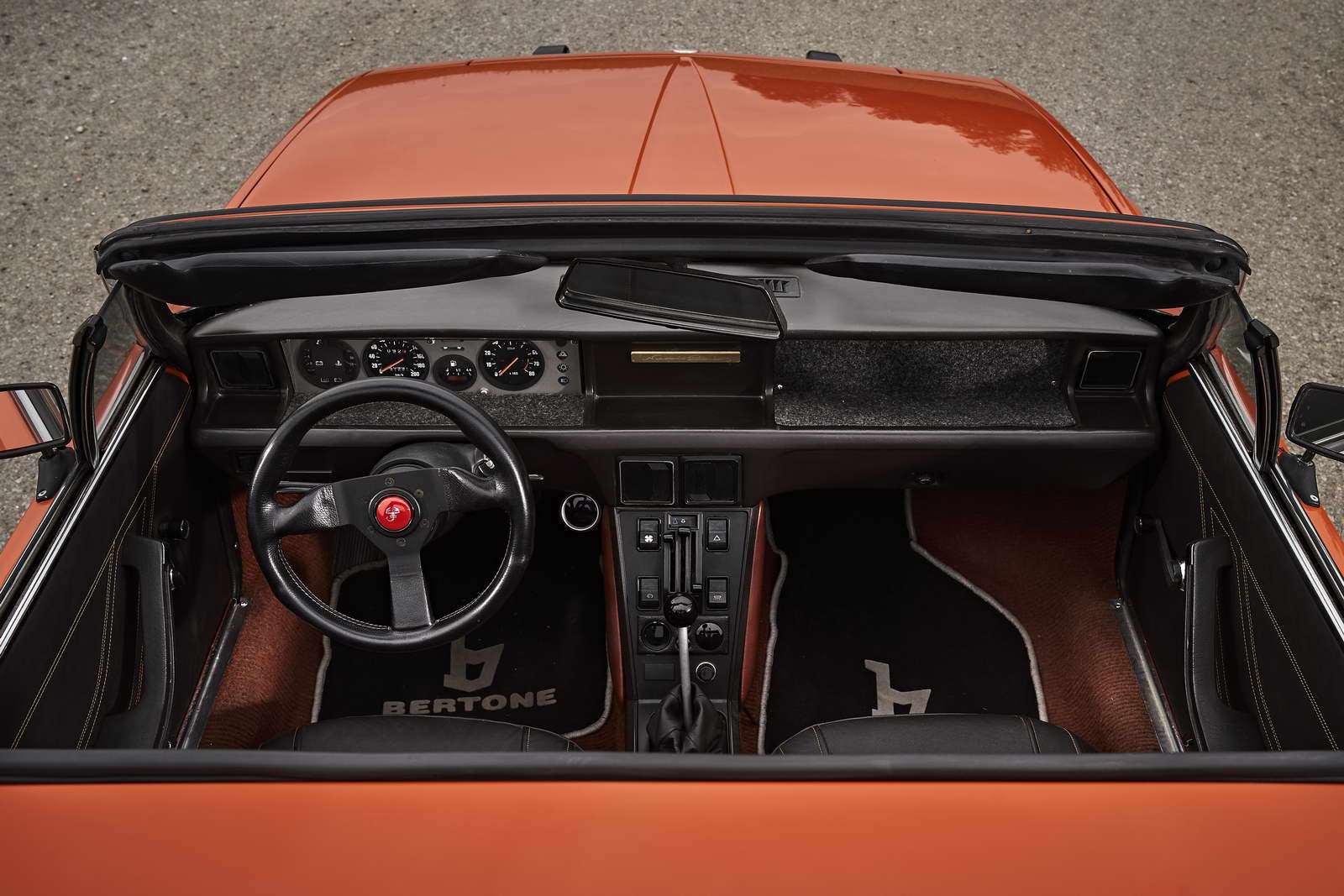 Toyota MR2 vs Fiat X 15